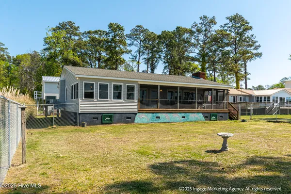 $484,900 | 283 Chambers Point Road, Belhaven, NC 27810