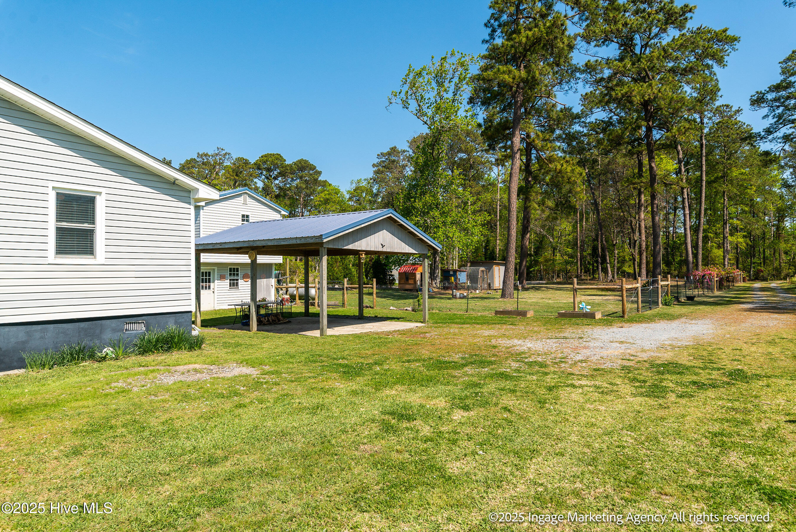 283 Chambers Point Road Belhaven, NC 27810 - Photo 16 of 66 012-20250414 MLS M_Heinz 283 Chambers Po