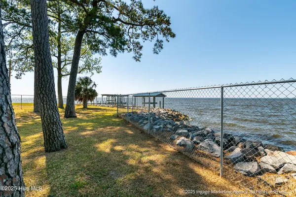 $484,900 | 283 Chambers Point Road, Belhaven, NC 27810