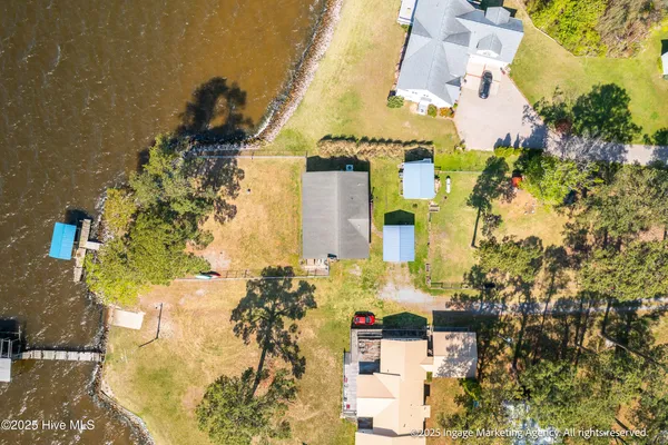 $484,900 | 283 Chambers Point Road, Belhaven, NC 27810