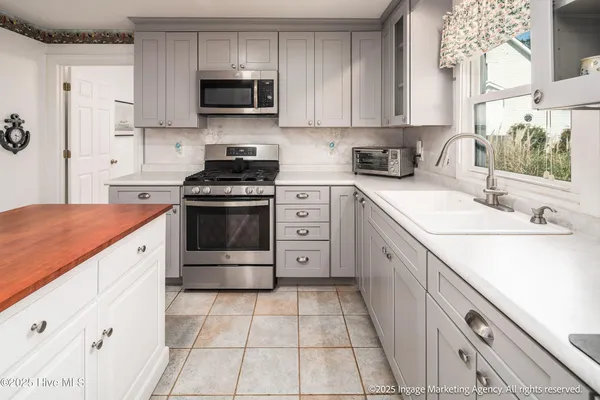 $484,900 | 283 Chambers Point Road, Belhaven, NC 27810