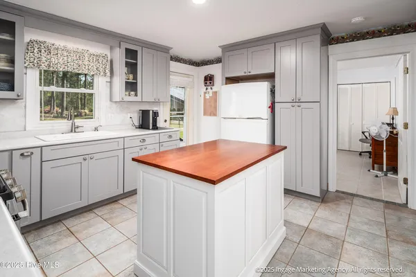 $484,900 | 283 Chambers Point Road, Belhaven, NC 27810