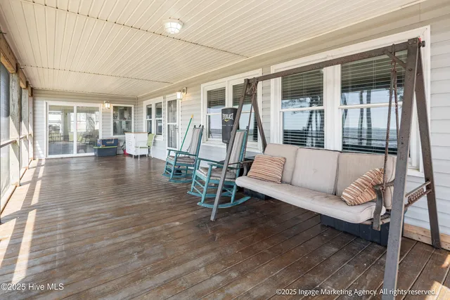 $484,900 | 283 Chambers Point Road, Belhaven, NC 27810