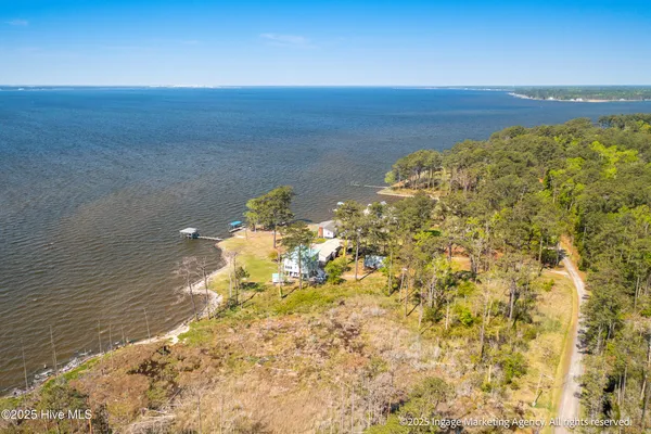 $484,900 | 283 Chambers Point Road, Belhaven, NC 27810