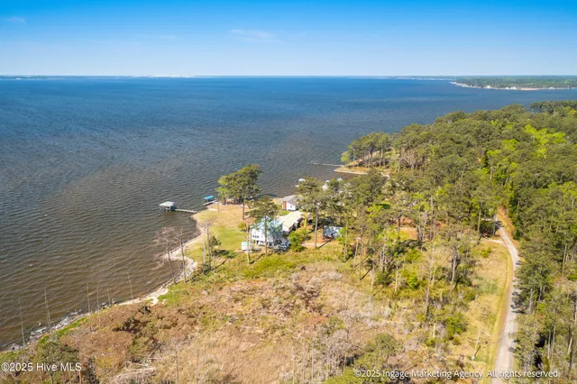 $484,900 | 283 Chambers Point Road, Belhaven, NC 27810