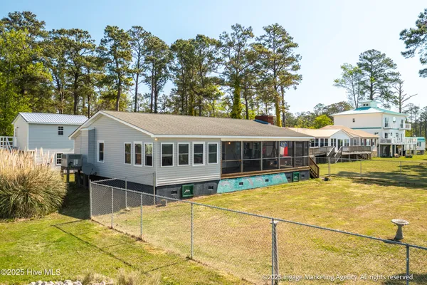 $484,900 | 283 Chambers Point Road, Belhaven, NC 27810