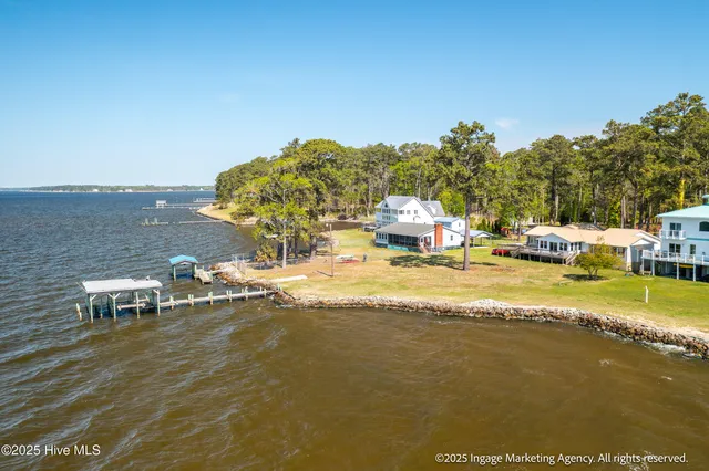 $484,900 | 283 Chambers Point Road, Belhaven, NC 27810