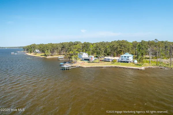 $484,900 | 283 Chambers Point Road, Belhaven, NC 27810