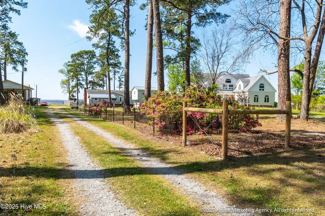 $484,900 | 283 Chambers Point Road, Belhaven, NC 27810