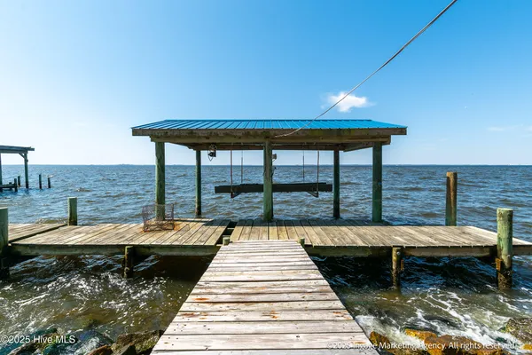 $484,900 | 283 Chambers Point Road, Belhaven, NC 27810