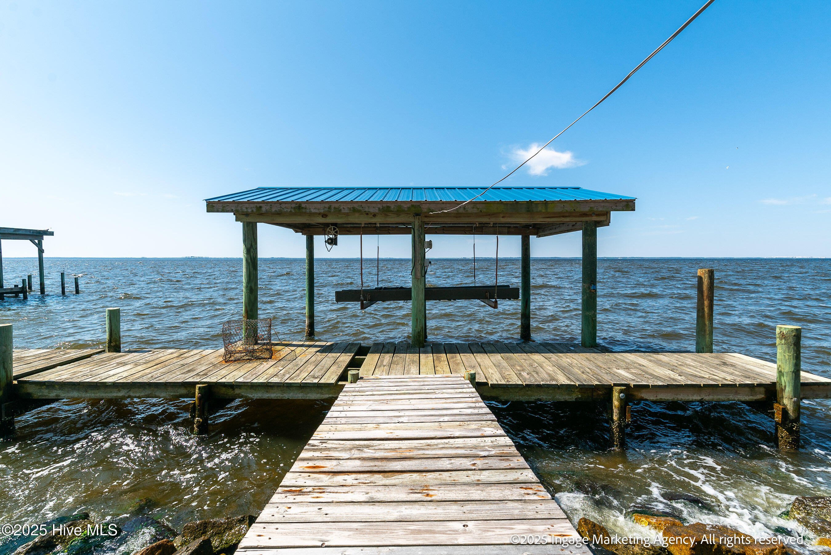 283 Chambers Point Road Belhaven, NC 27810 - Photo 9 of 66 005-20250414 MLS M_Heinz 283 Chambers Po