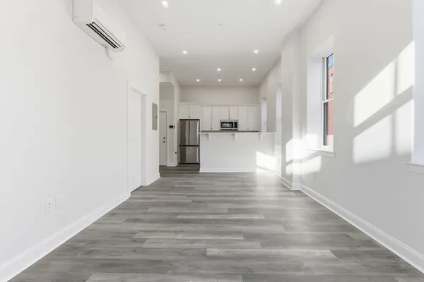 $2,090 | 19-25 Essex Street, Unit 403, Haverhill, MA 01830