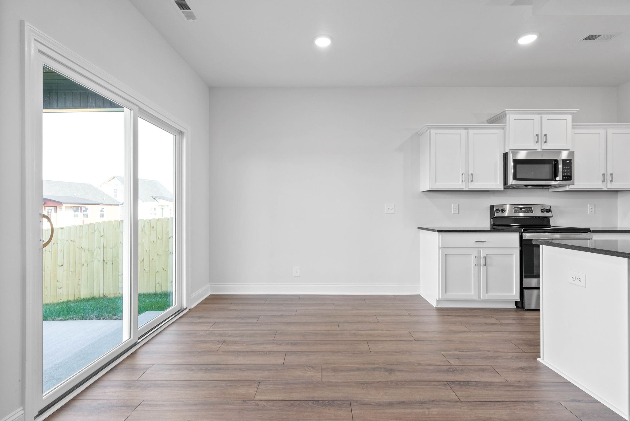 282 Elwell Road Clarksville, TN 37042 - Photo 11 of 33 Gallery Image 11