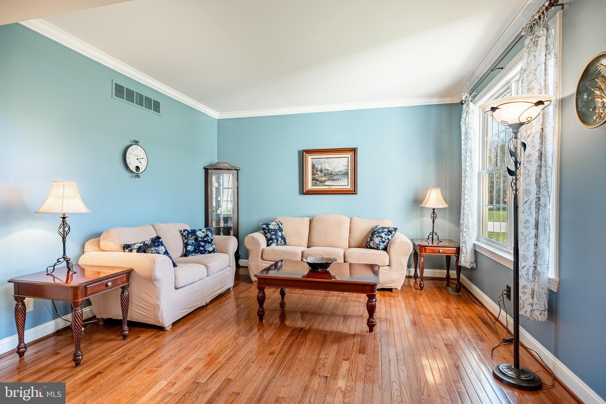 617 Tunbridge Road West Chester, PA 19382 - Photo 20 of 59 Flex Room (Sitting Room, Play Room)
