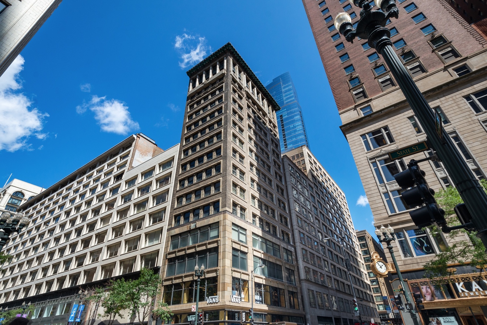 6 East Monroe Street, Unit 1601 Chicago, IL 60603 - Photo 1 of 10