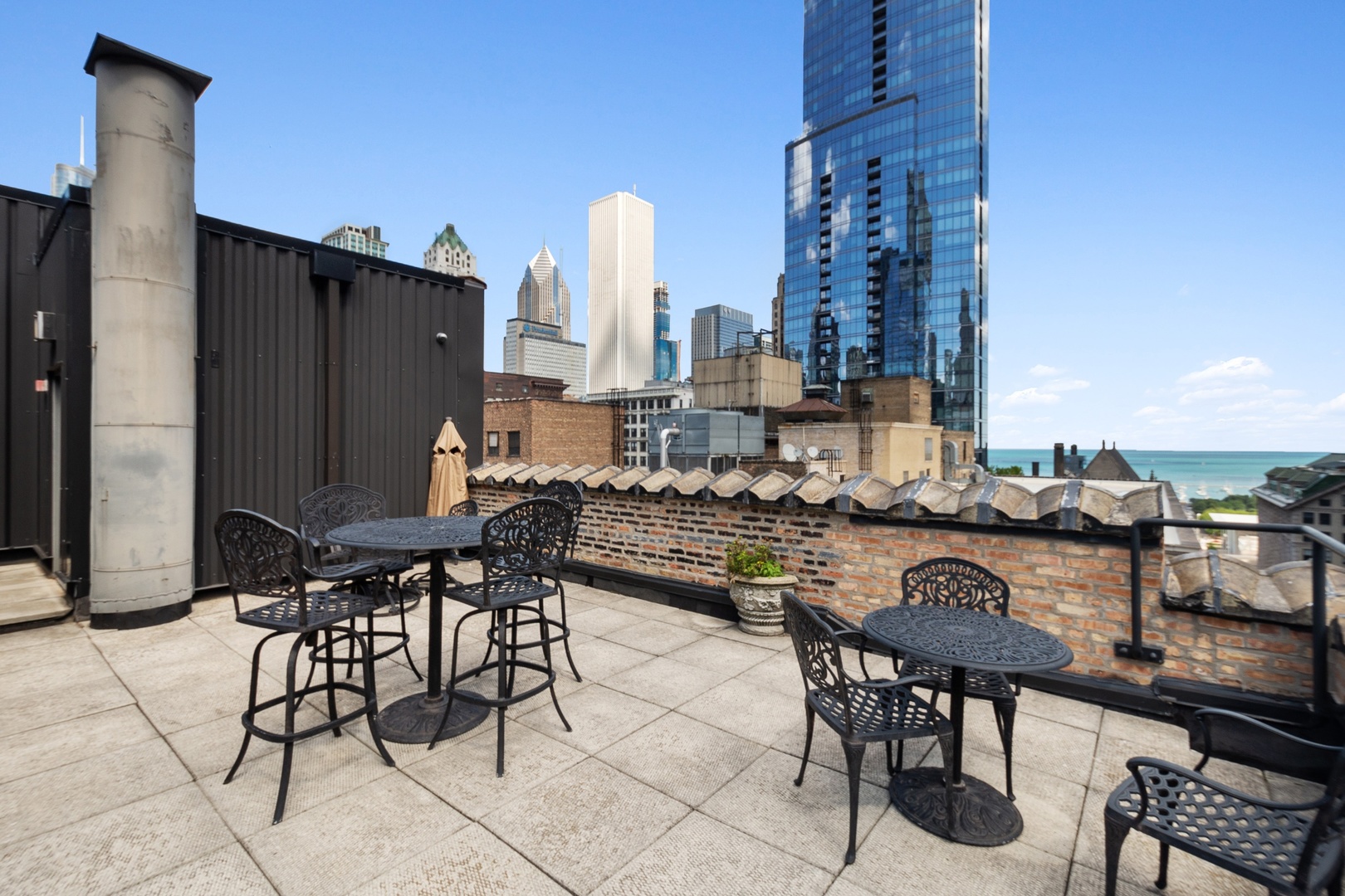 6 East Monroe Street, Unit 1601 Chicago, IL 60603 - Photo 10 of 10