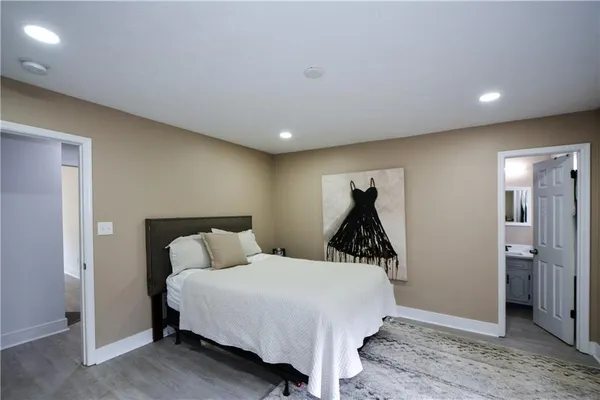 $2,600 | 643 Navarre Drive, Stone Mountain, GA 30087