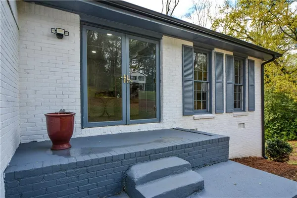 $2,600 | 643 Navarre Drive, Stone Mountain, GA 30087