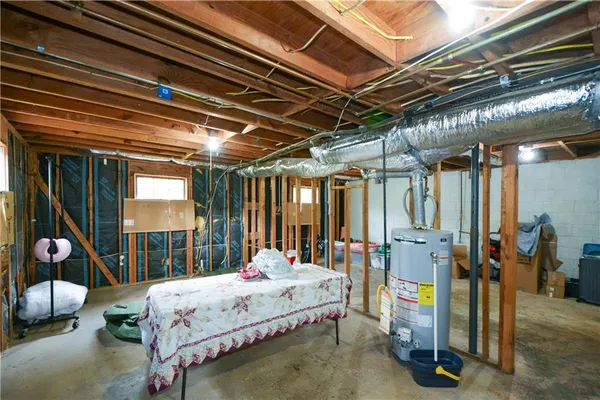 $2,600 | 643 Navarre Drive, Stone Mountain, GA 30087