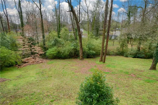 $2,600 | 643 Navarre Drive, Stone Mountain, GA 30087