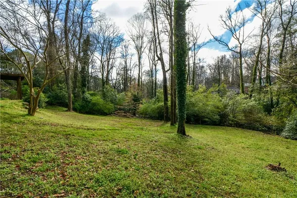 $2,600 | 643 Navarre Drive, Stone Mountain, GA 30087