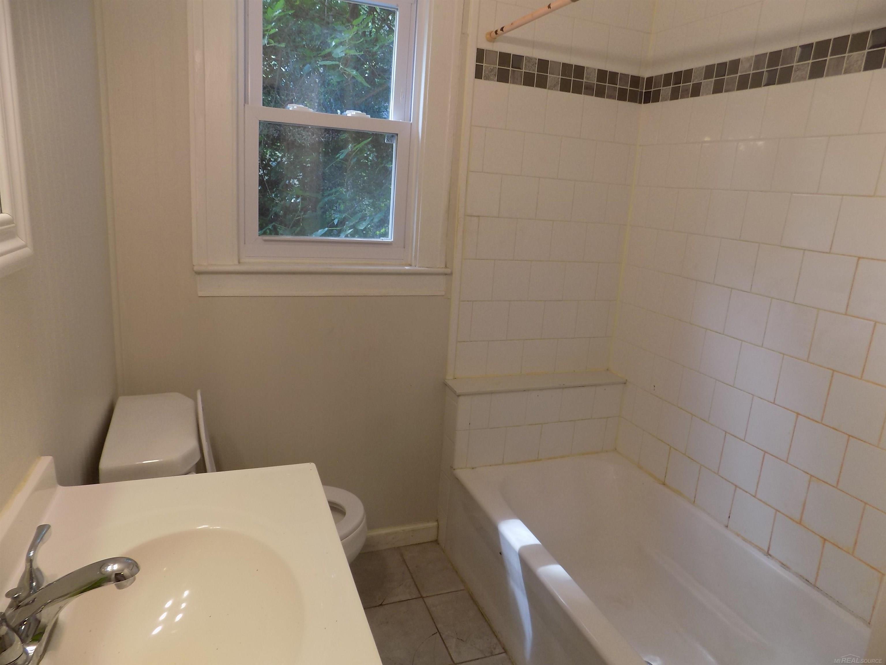 35920 John R Street Wayne, MI 48184 - Photo 6 of 11