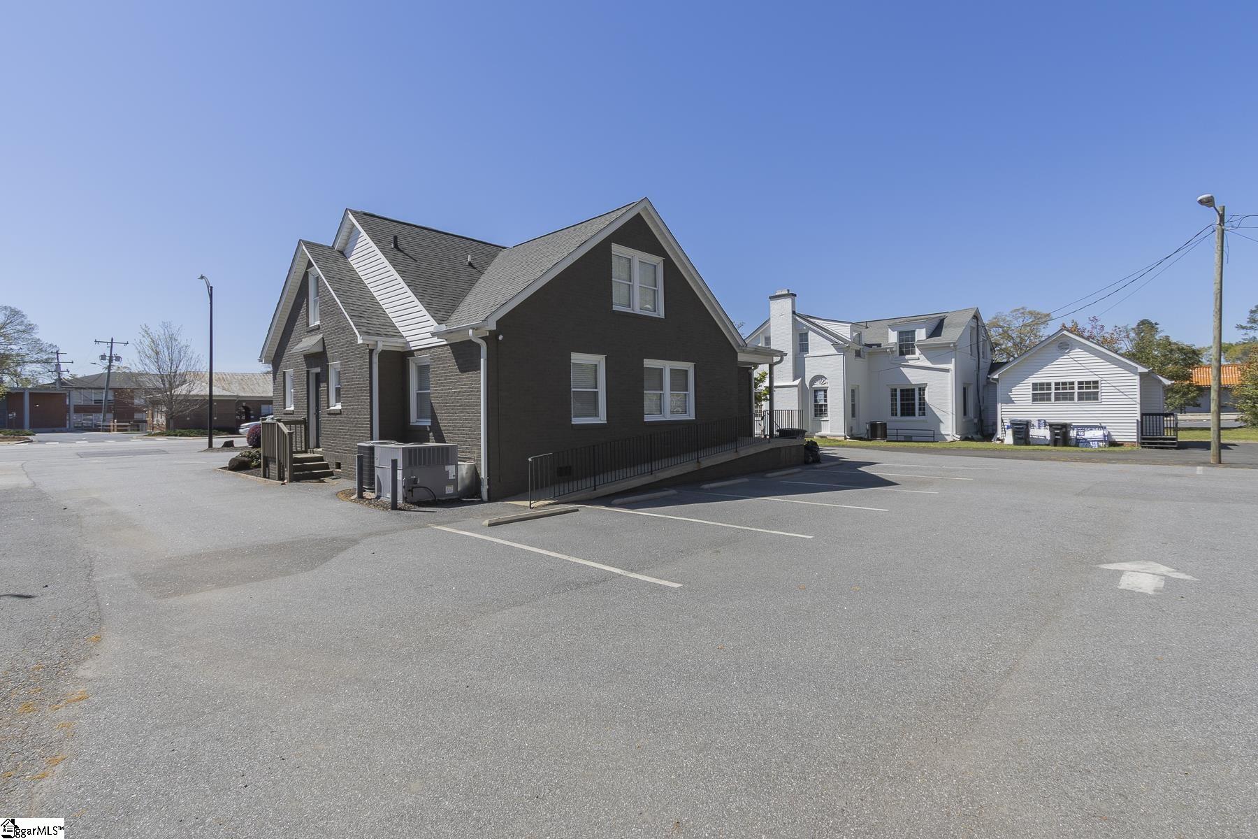 2006 North Main Street Anderson, SC 29621 - Photo 6 of 48