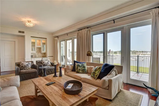 $4,800 | 10 Marina Drive, Unit 314, St. Simons Island, GA 31522