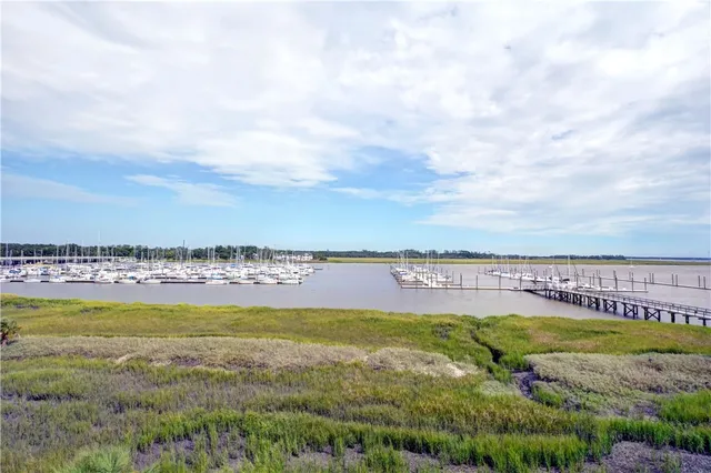 $4,800 | 10 Marina Drive, Unit 314, St. Simons Island, GA 31522