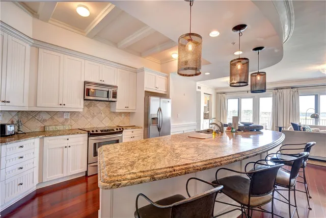 $4,800 | 10 Marina Drive, Unit 314, St. Simons Island, GA 31522