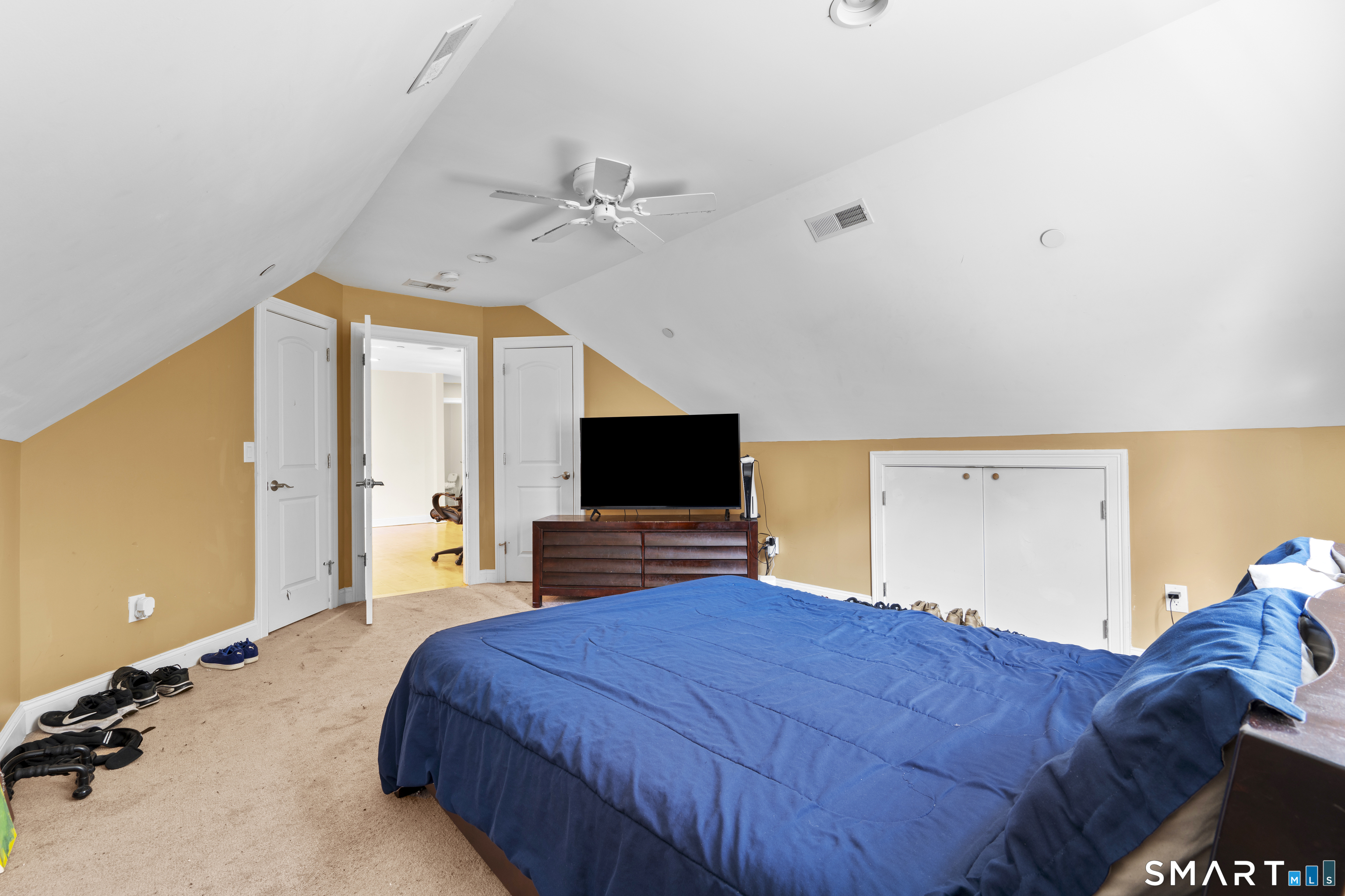 1 Walters Way Windsor, CT 06095 - Photo 24 of 39 UPPER LEVEL - BEDROOM