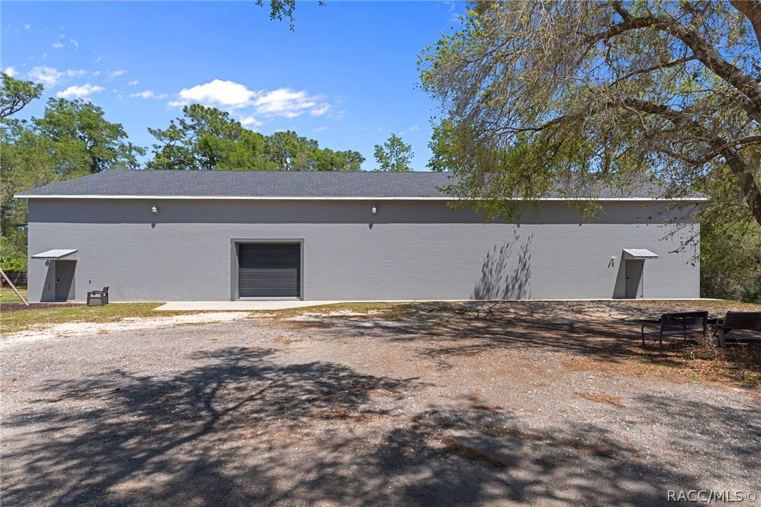 4530 South Florida Avenue Inverness, FL 34450 - Photo 56 of 100 front view of a house with a yard