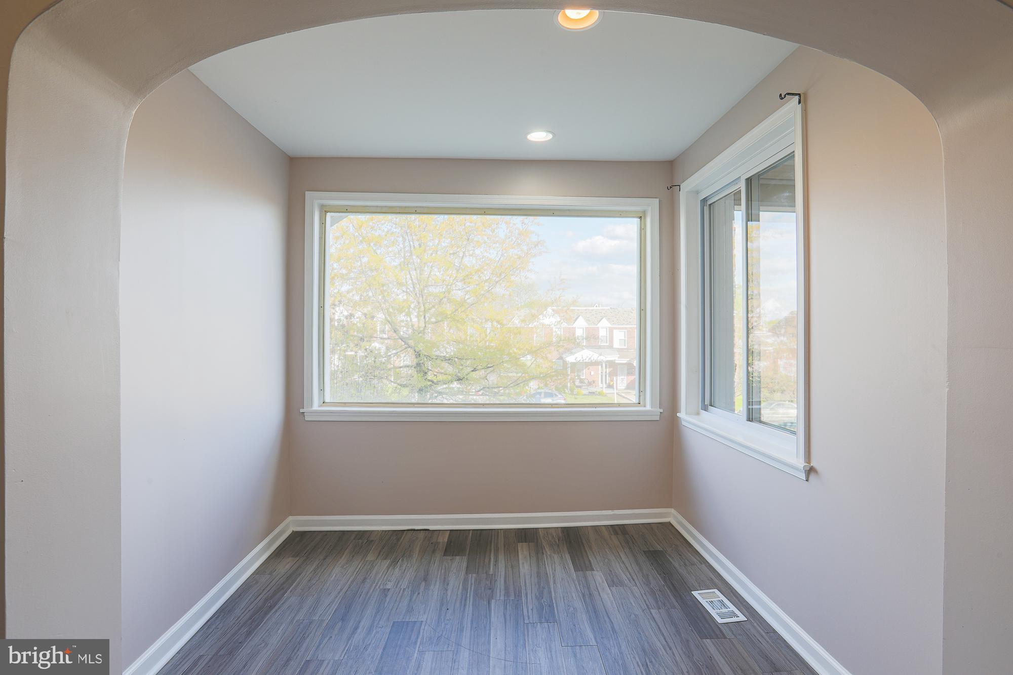 5116 Harford Road Baltimore, MD 21214 - Photo 4 of 20