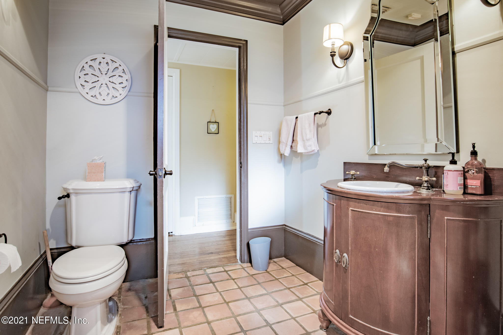 1256 Glengarry Road Jacksonville, FL 32207 - Photo 29 of 36 IMG_7441-HDR
