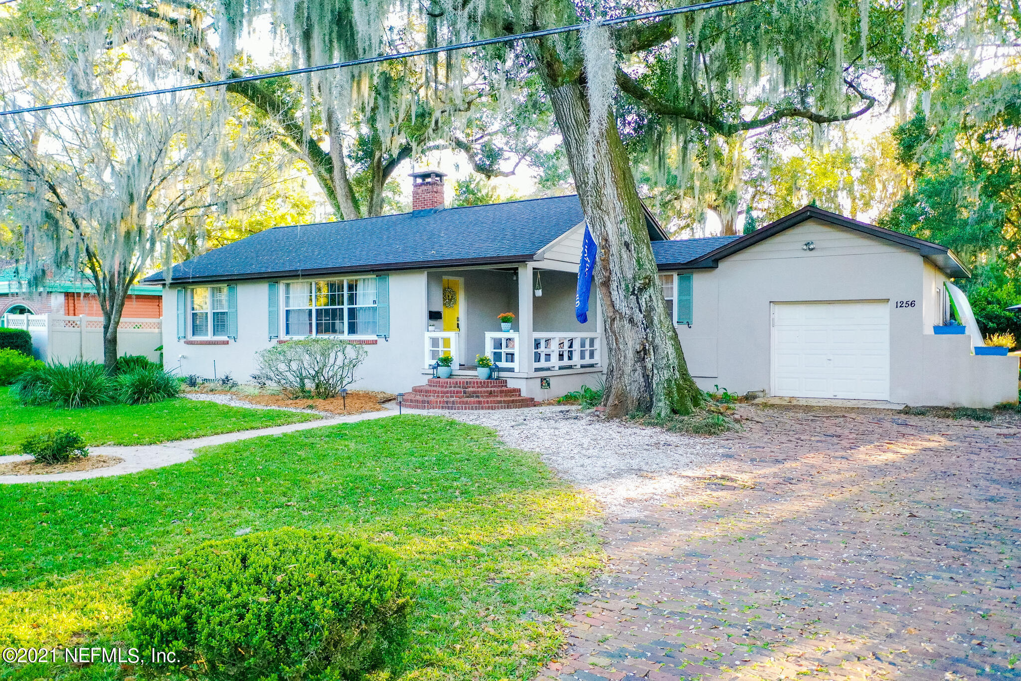 1256 Glengarry Road Jacksonville, FL 32207 - Photo 3 of 36 DJI_0220
