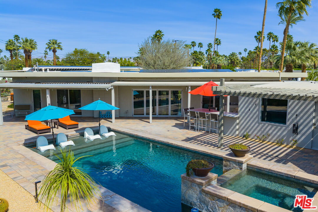 289 North Michelle Road Palm Springs, CA 92262 - Photo 36 of 40