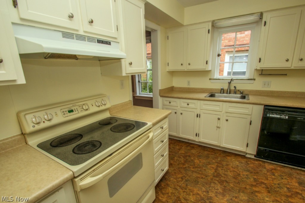1917 Staunton Road Cleveland Heights, OH 44118 - Photo 7 of 19