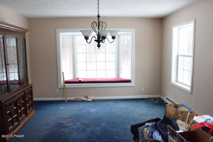 704 Keystone Road Lake Ariel, PA 18436 - Photo 4 of 23 Gallery Image 4
