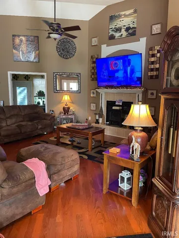 $625,000 | 14820 N Cr East, Eaton, IN 47338