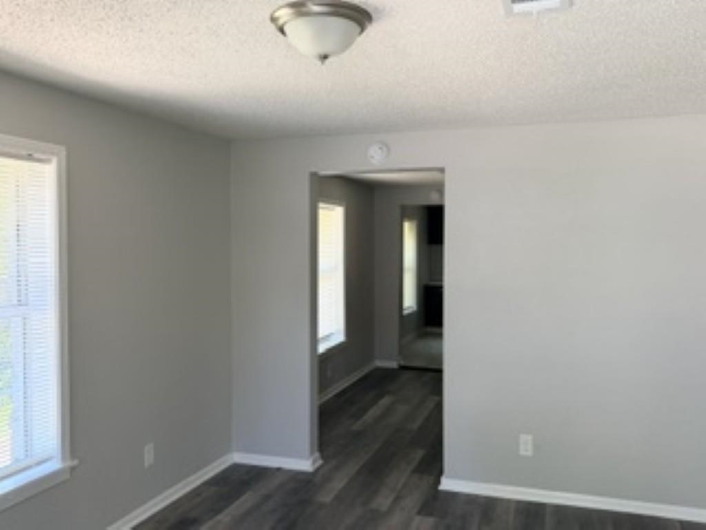 564 West Peebles Road Memphis, TN 38109 - Photo 3 of 11