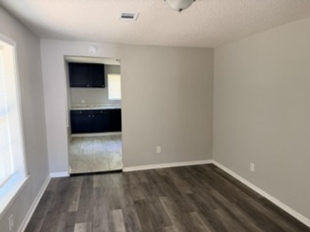 564 West Peebles Road Memphis, TN 38109 - Photo 4 of 11