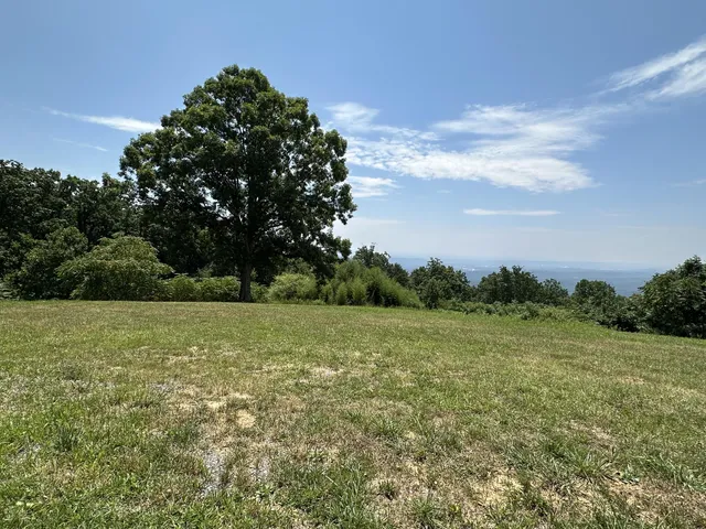 $350,000 | 1000 Sawyer Cemetery Road, Signal Mountain, TN 37377