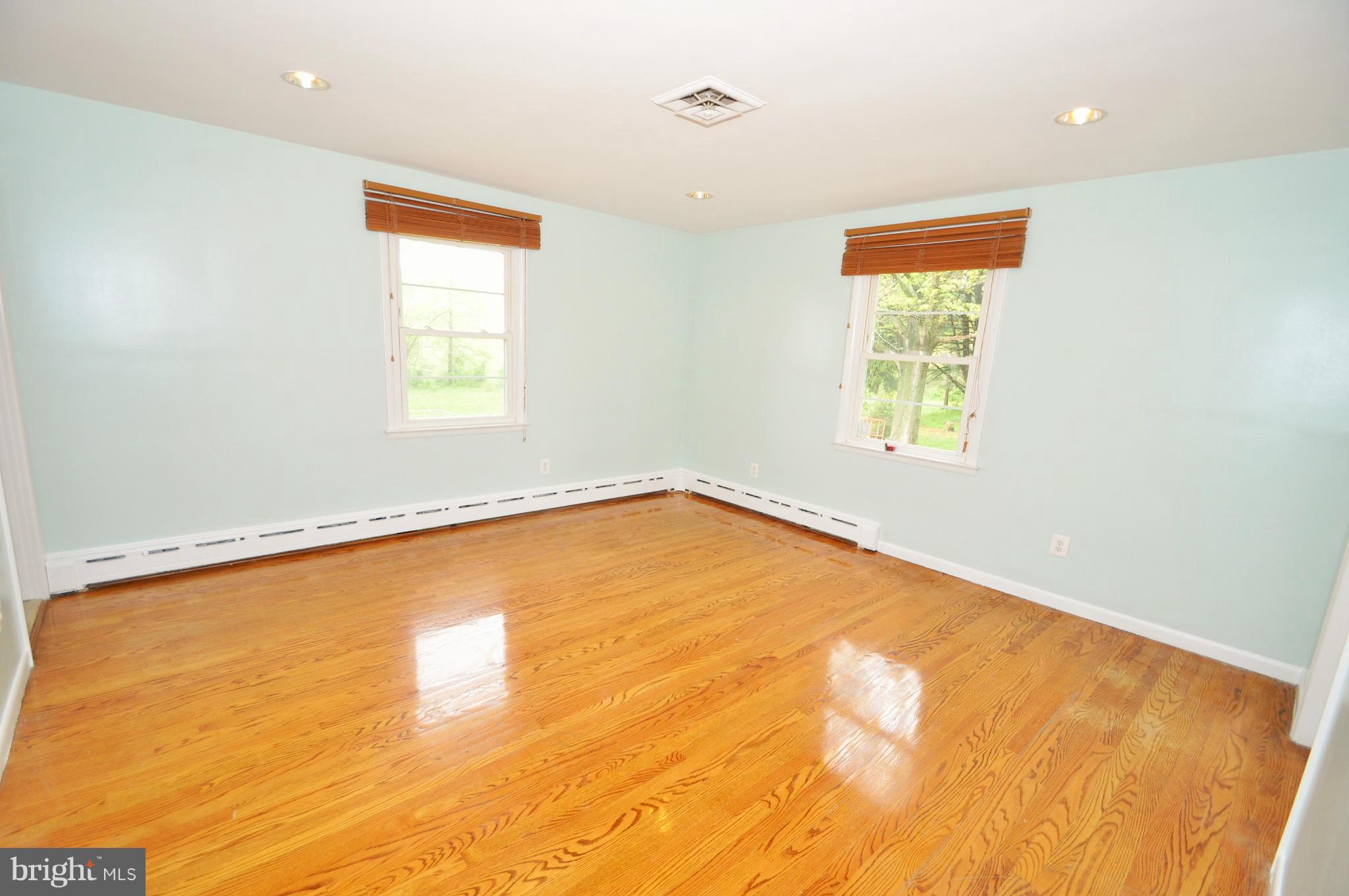 13718 Baldwin Mill Road Baldwin, MD 21013 - Photo 16 of 29 a view of a room with a window