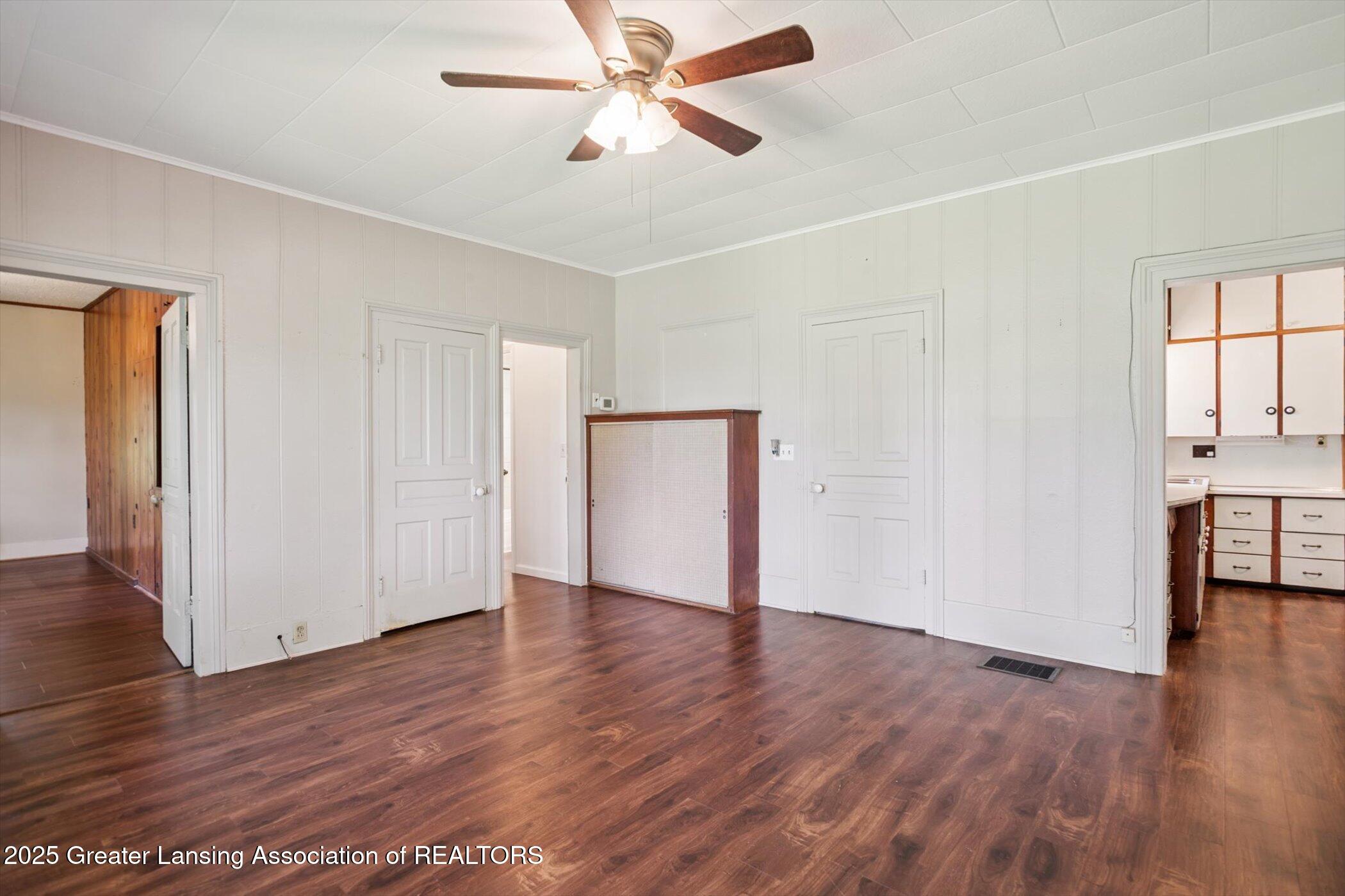 4783 South Stine Road Charlotte, MI 48813 - Photo 8 of 64 15-4783-S-Stine-Rd-Charlotte-MI-48813-Wi