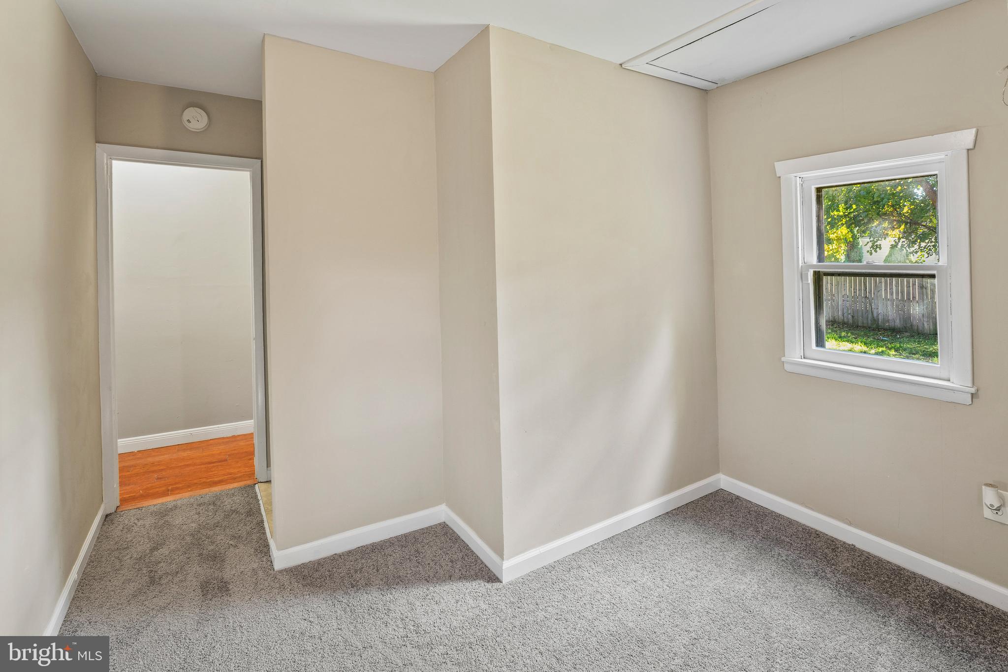 83 Rutgers Road Pennsville, NJ 08070 - Photo 16 of 23 an empty room with windows