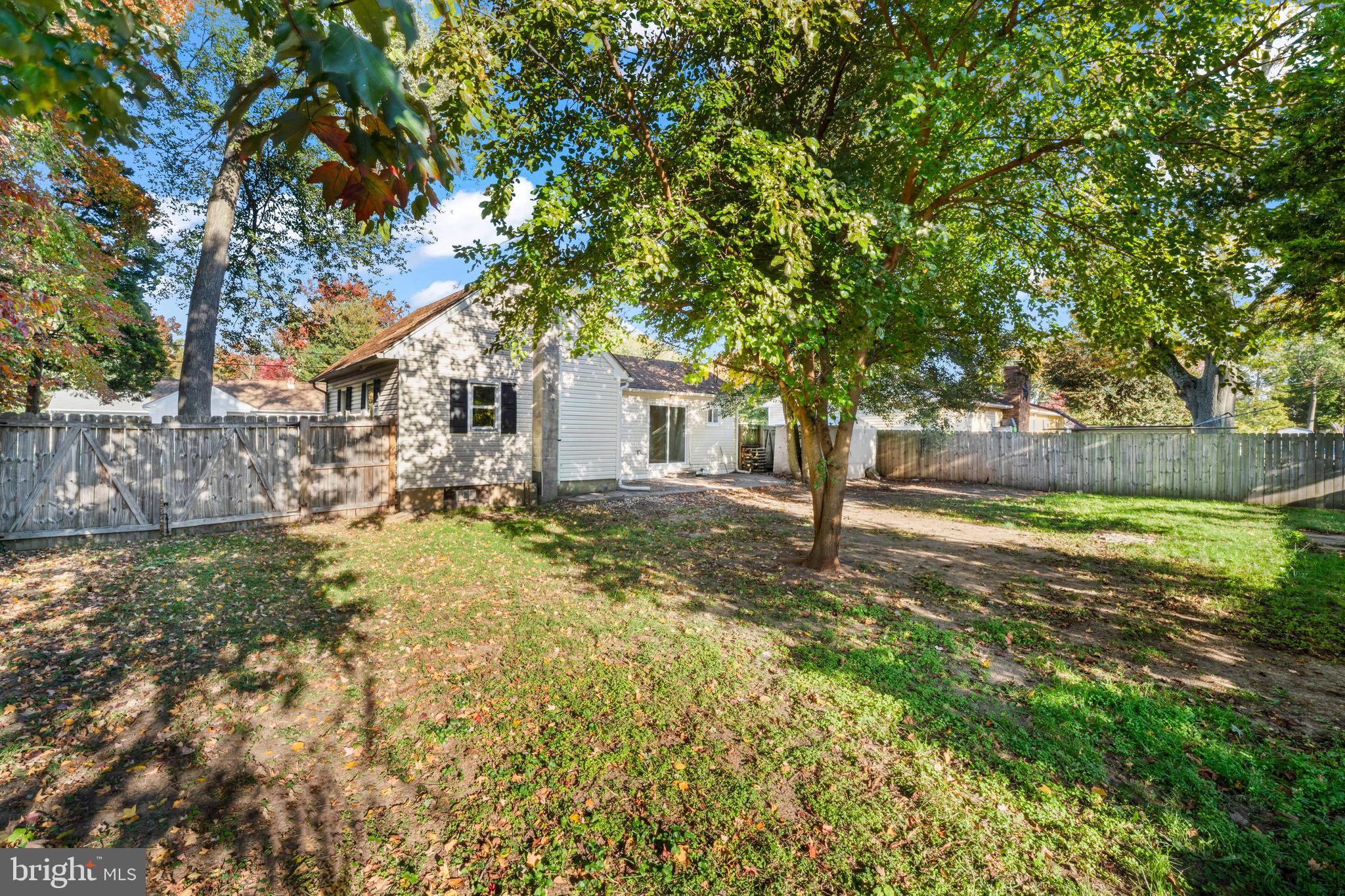 83 Rutgers Road Pennsville, NJ 08070 - Photo 20 of 23 a view of backyard of house with green space