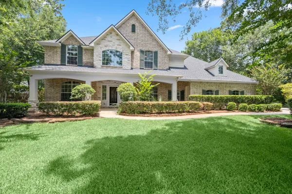 $775,000 | 8961 Fallsbrook Court, Conroe, TX 77302