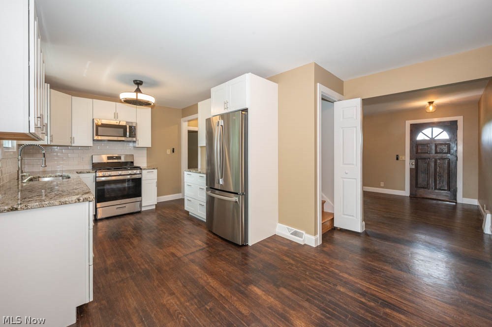 2921 West Western Reserve Road Canfield, OH 44406 - Photo 8 of 45