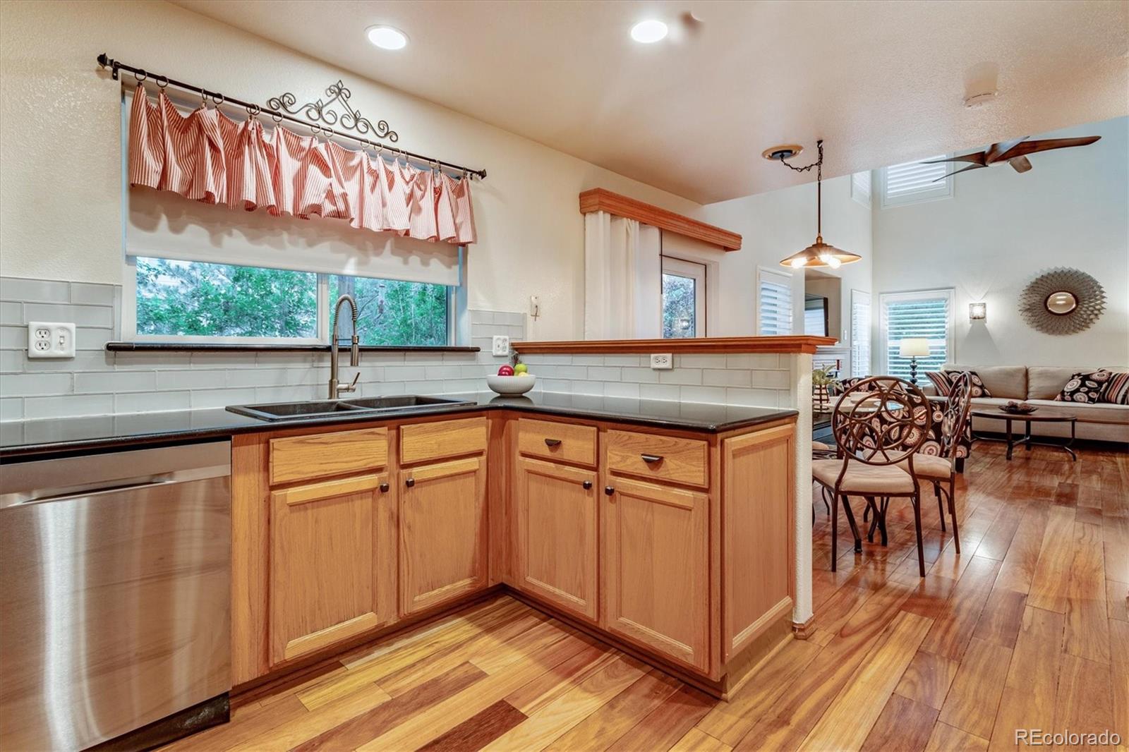 680 Timbervale Trail Highlands Ranch, CO 80129 - Photo 8 of 28