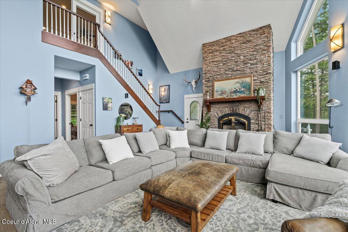 4177 East Eagles Mere Road Harrison, ID 83833 - Photo 21 of 100 20-Living Room